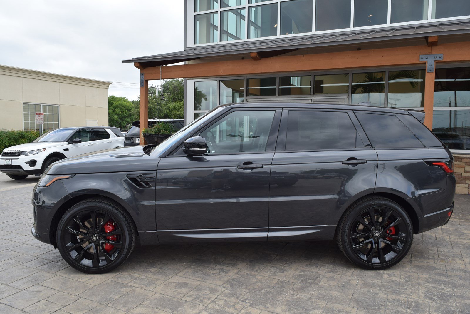 New 2019 Land Rover Range Rover Sport Hst With Navigation & 4wd